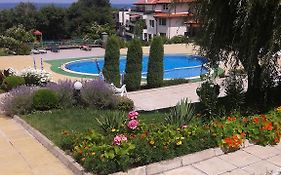 Caprice Apartment In Lozenec